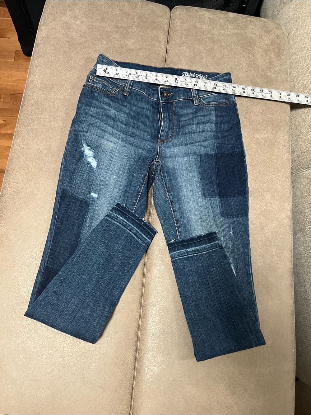 Faded glory raw hem Dark Blue Patchwork Stretch Jeans distressed size 6